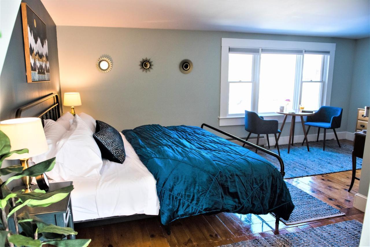 Holderness Inn On Golden Pond מראה חיצוני תמונה