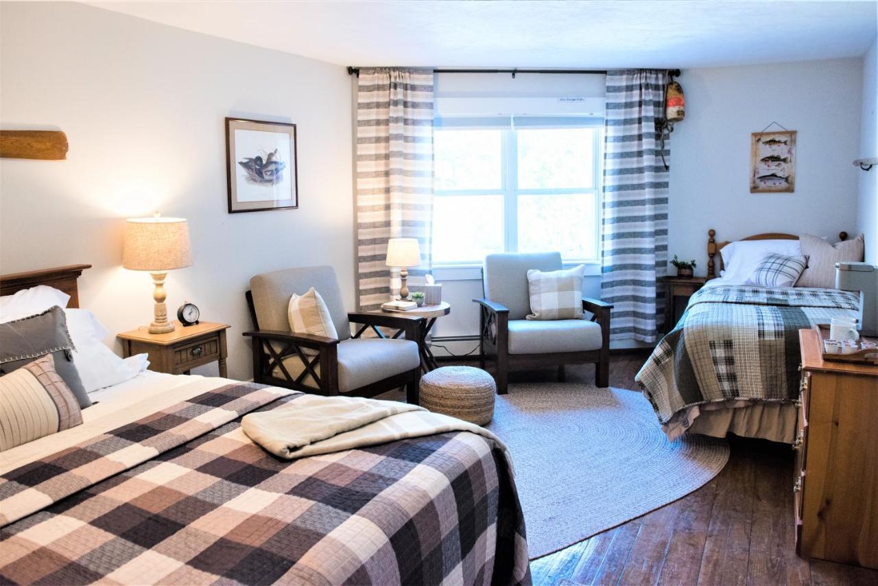 Holderness Inn On Golden Pond מראה חיצוני תמונה