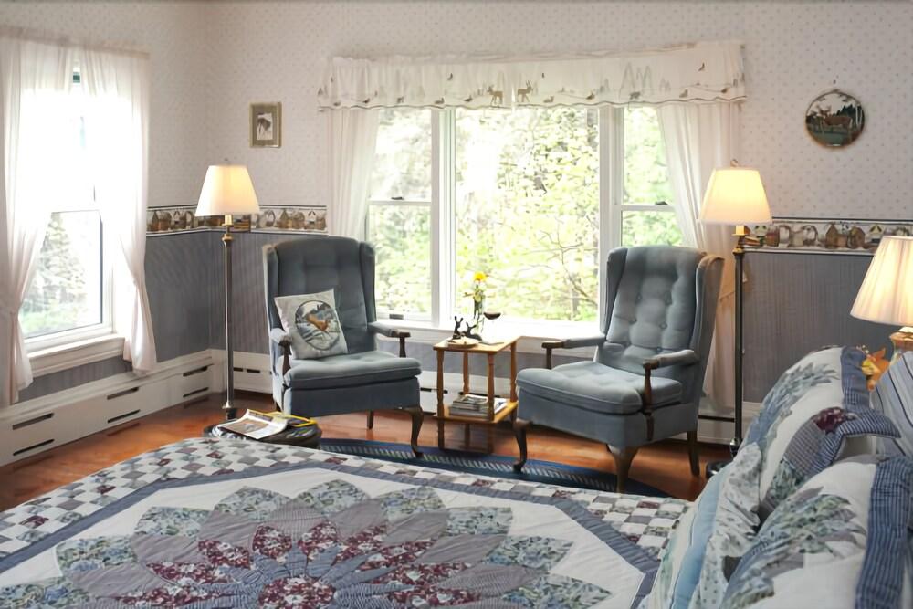 Holderness Inn On Golden Pond מראה חיצוני תמונה